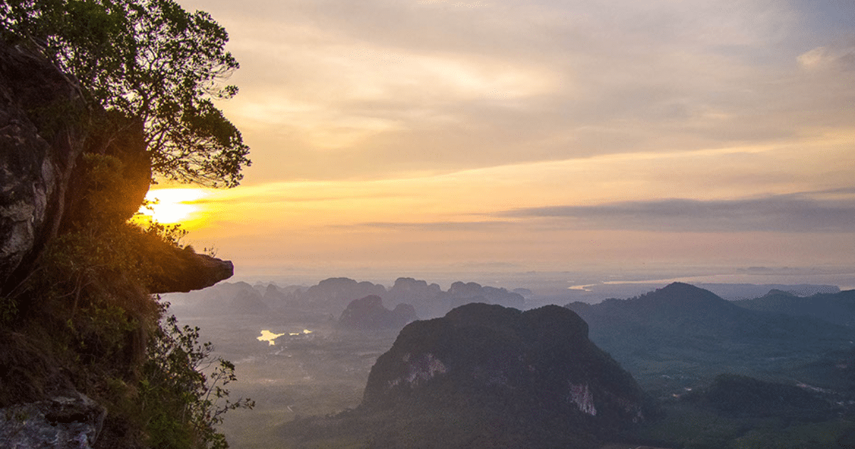 7 สถานที่เดินป่าที่คุณไม่ควรพลาดในประเทศไทย